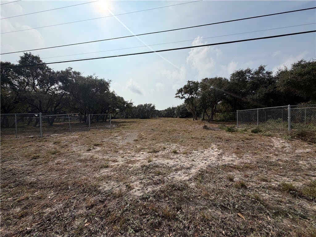 1.01 acres in San Patricio County - photo 11