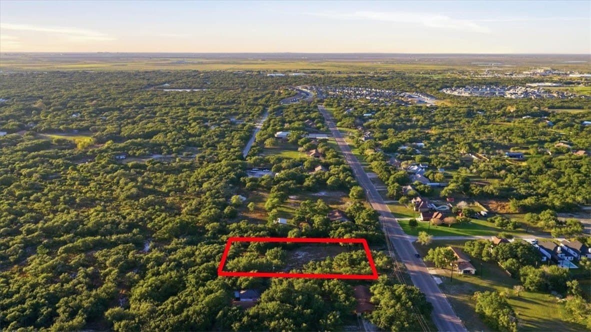 1.01 acres in San Patricio County - photo 4