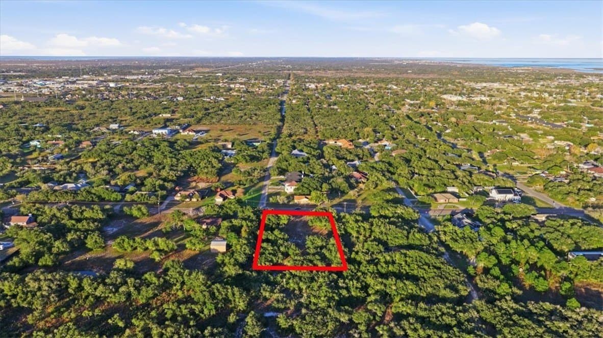 1.01 acres in San Patricio County - photo 3