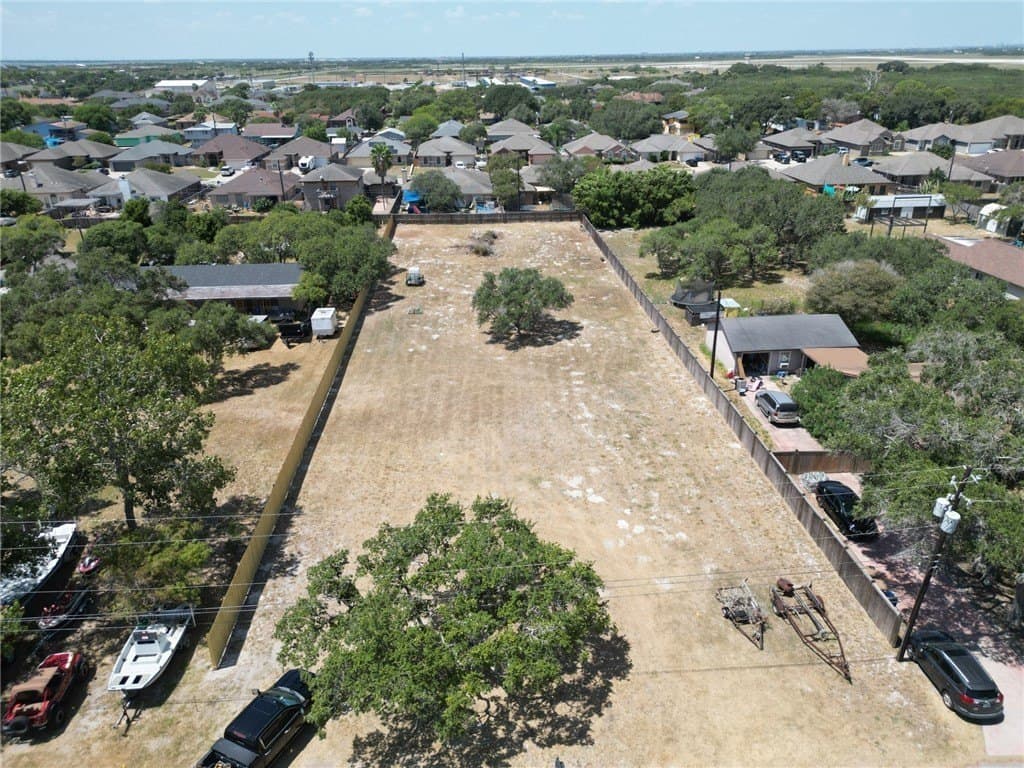 0.7 acres in Nueces County - photo 2