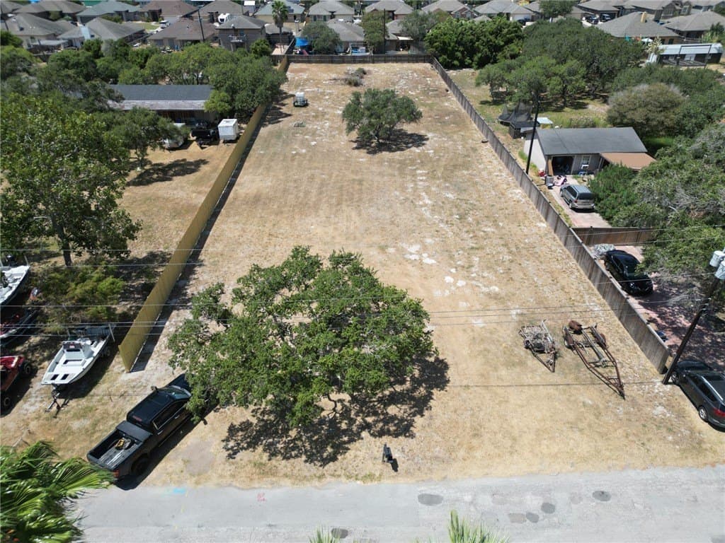 0.7 acres in Nueces County - photo 3