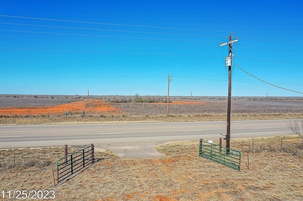 17.97 acres in Frio County gallery image 3