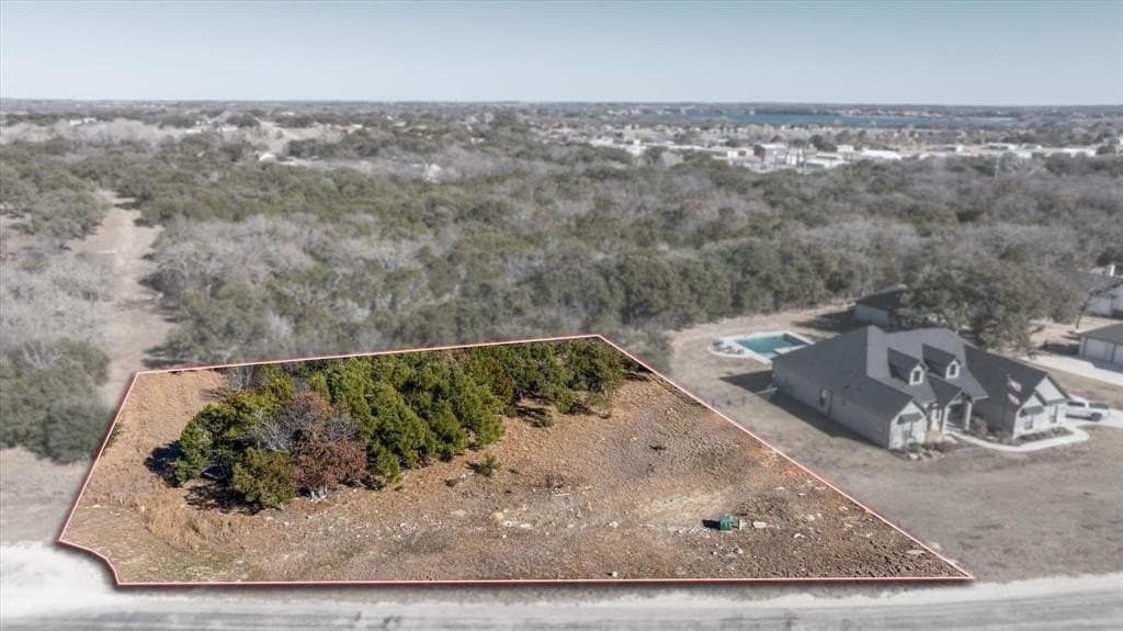 0.6 acres in Hood County gallery image 3