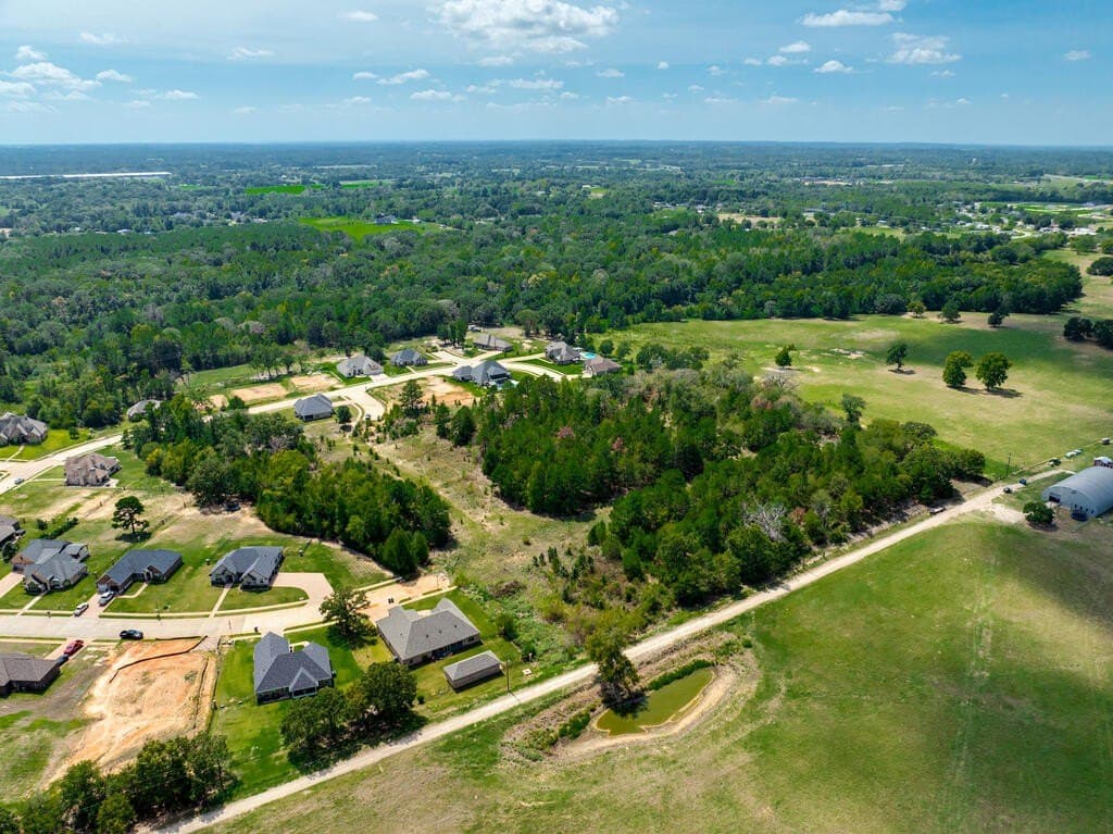 5.49 acres in Smith County - photo 3