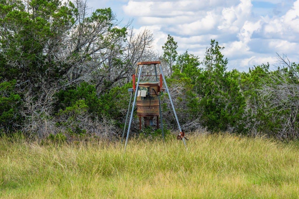 41.47 acres in Edwards County - photo 15