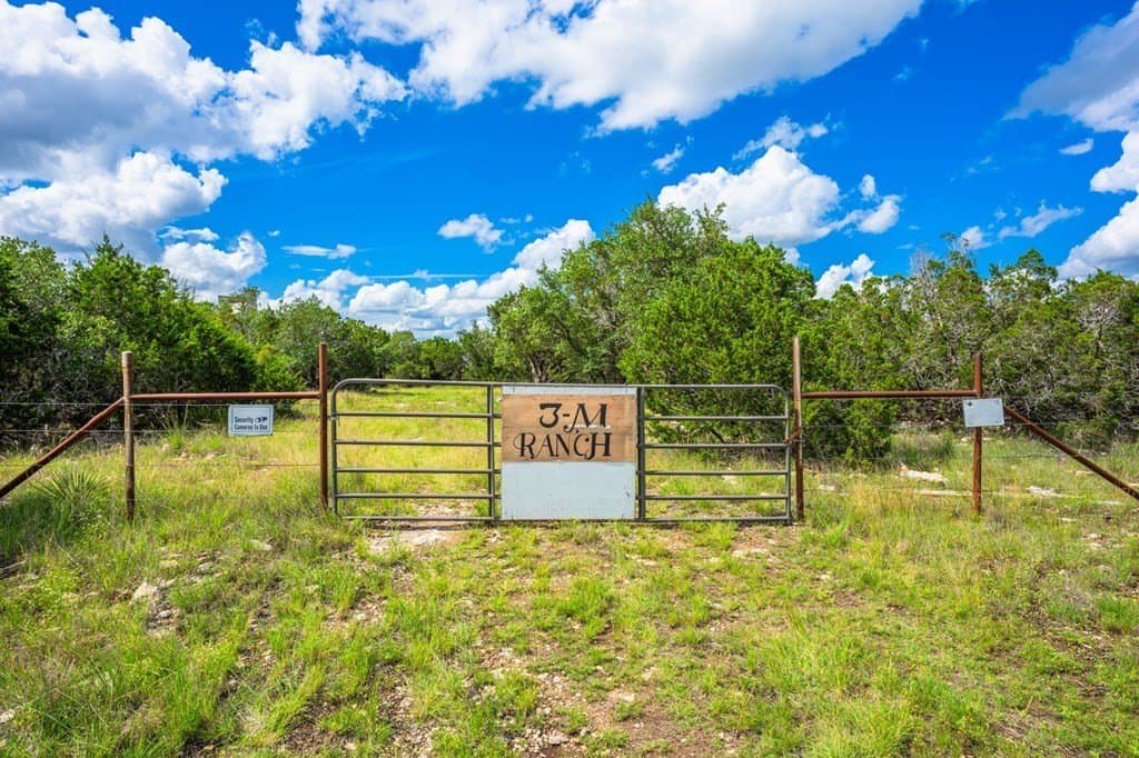 41.47 acres in Edwards County - photo 25