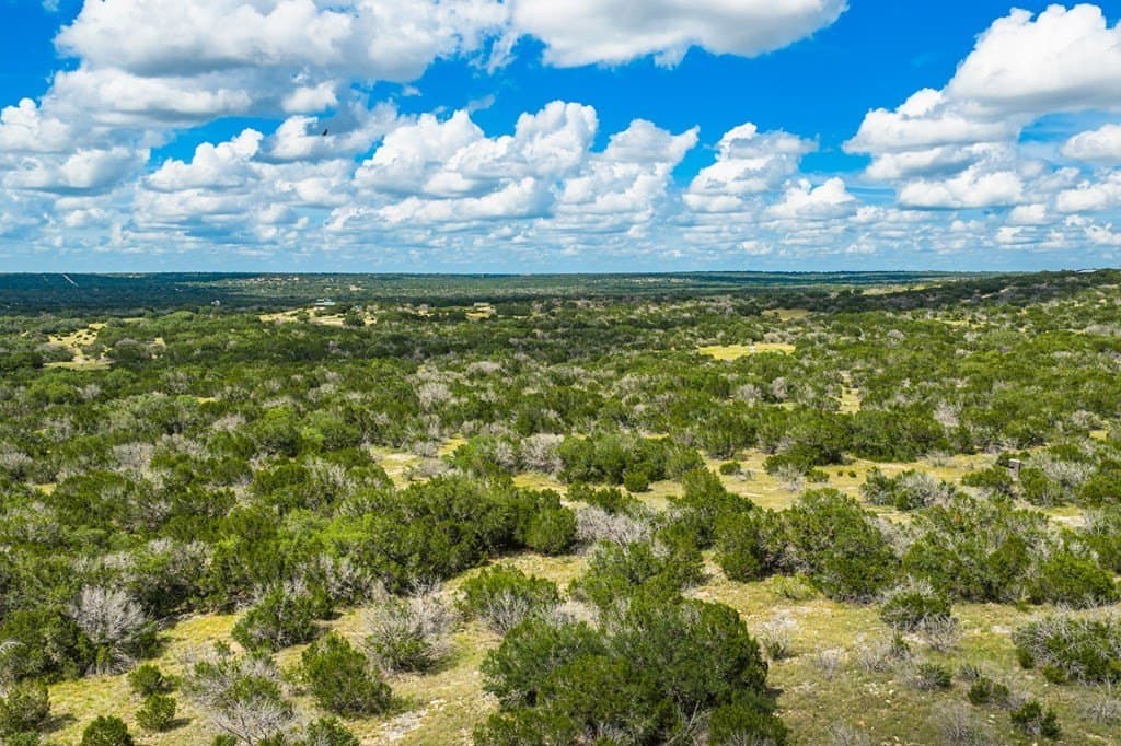 41.47 acres in Edwards County - photo 7