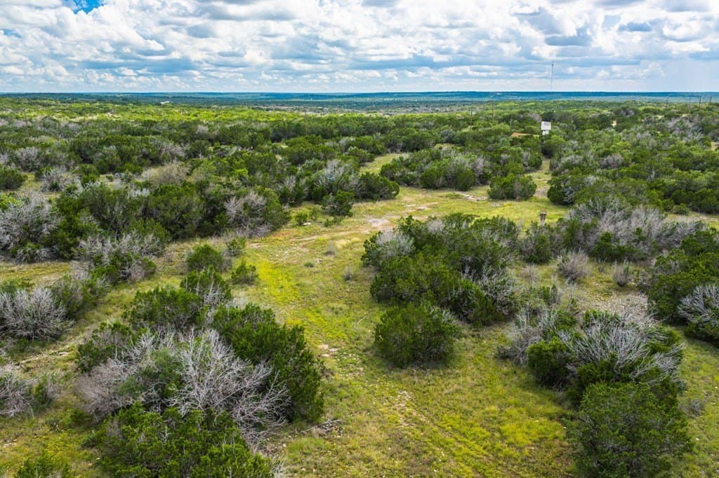 41.47 acres in Edwards County - photo 12