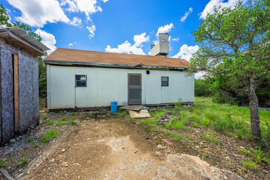 41.47 acres in Edwards County - photo 13