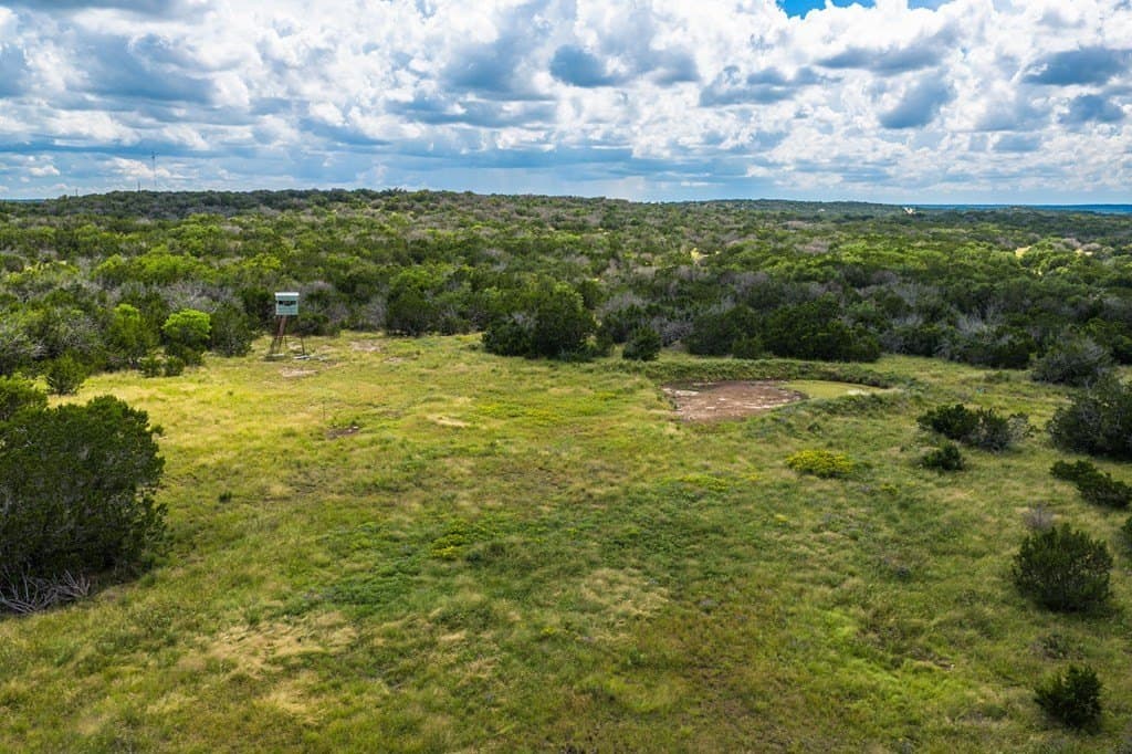 41.47 acres in Edwards County - photo 6