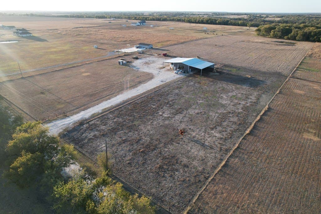12.25 acres in Johnson County gallery image 4