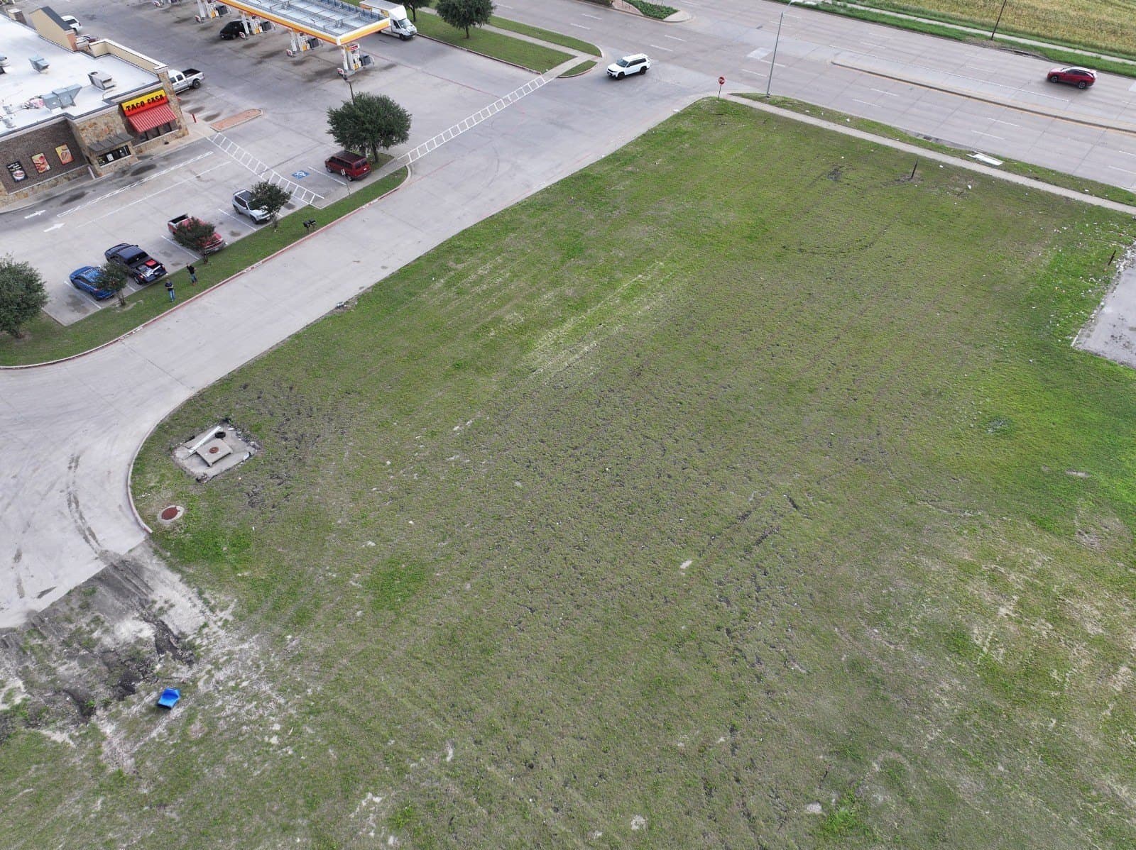 1.29 acres in Dallas County gallery image 2