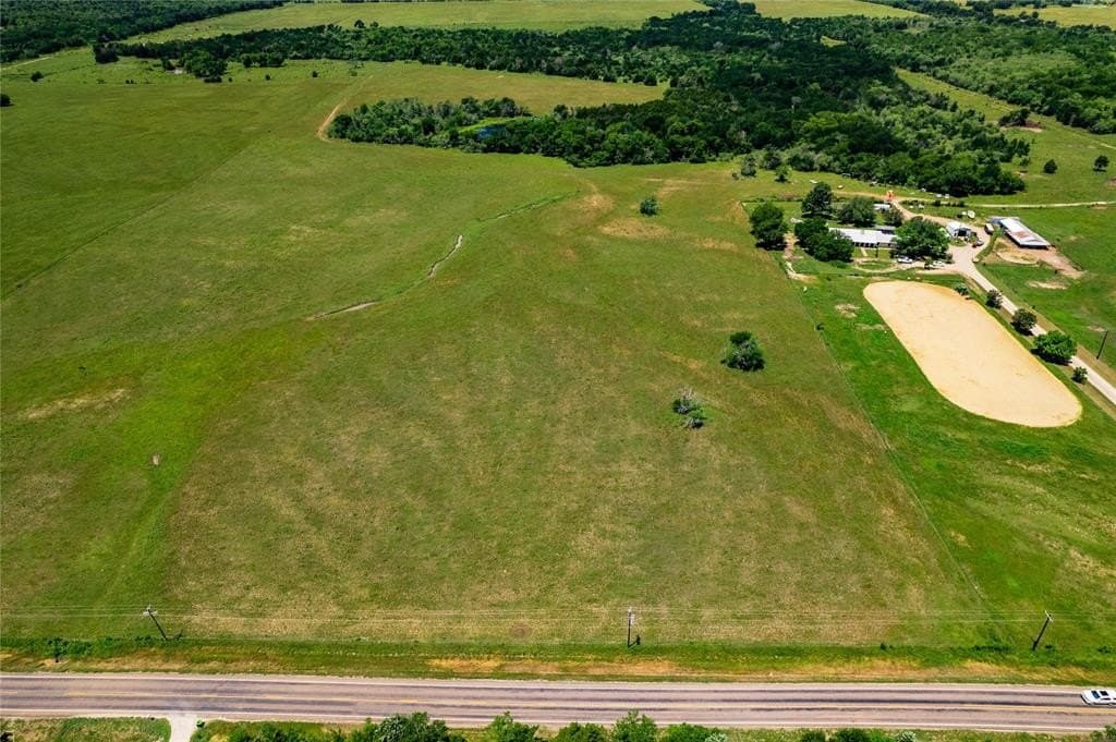 10 acres in Kaufman County gallery image 2