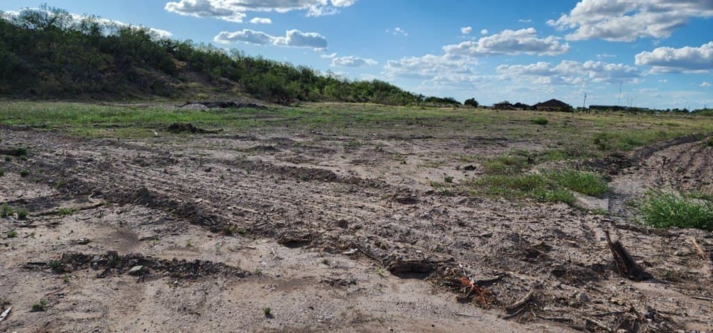 10.01 acres in Maverick County gallery image 2