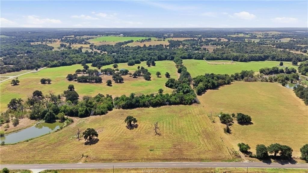 10.51 acres in Robertson County - photo 6