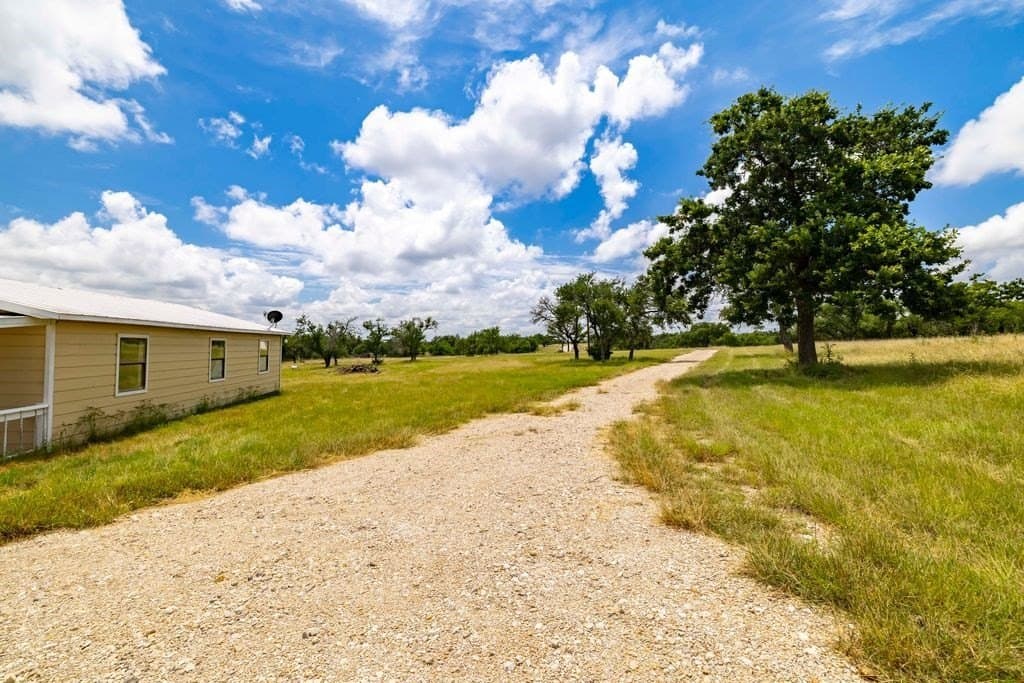 10.39 acres in Kerr County - photo 26