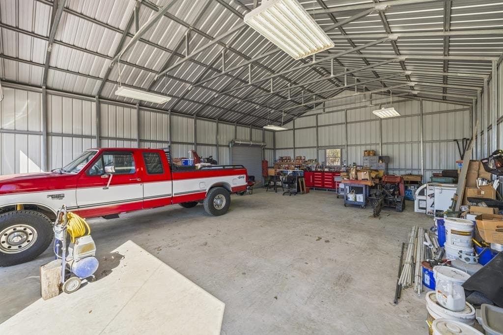 10.39 acres in Kerr County - photo 23
