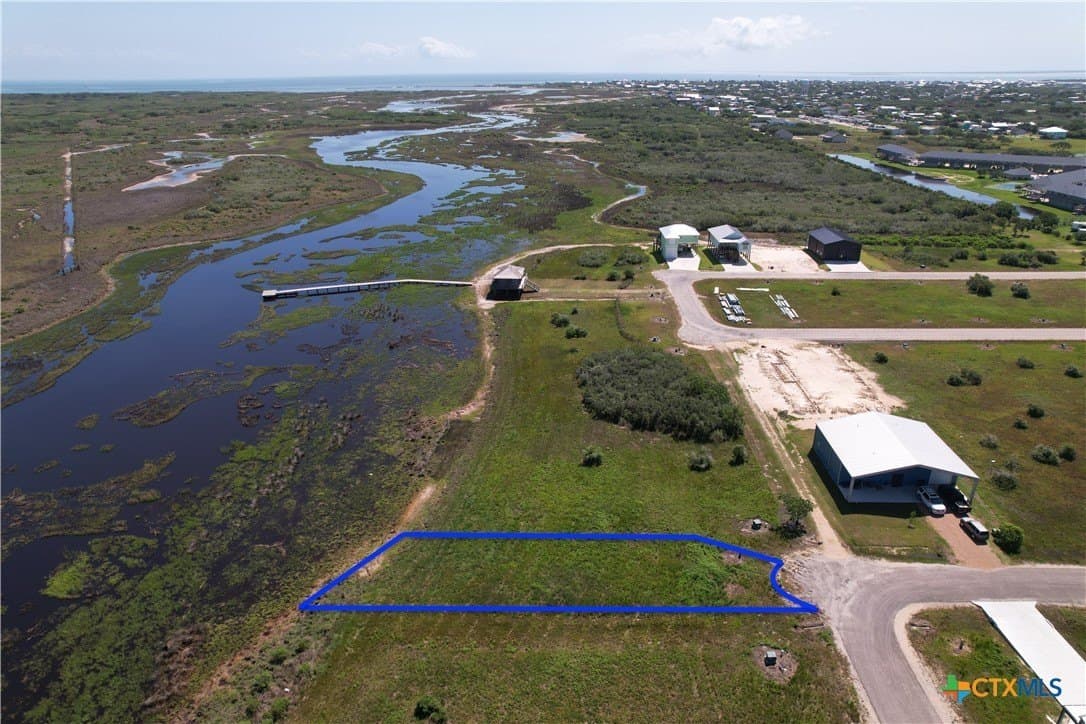 0.62 acres in Calhoun County - photo 12