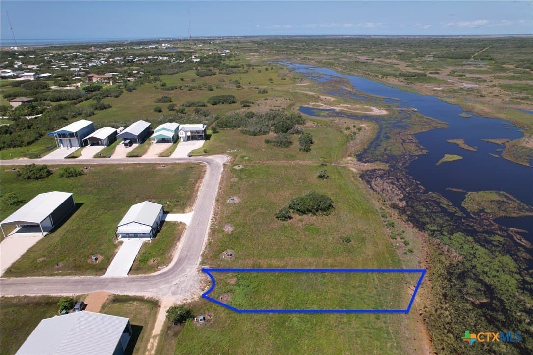0.62 acres in Calhoun County - photo 13