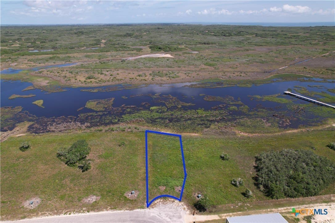 0.62 acres in Calhoun County - photo 9