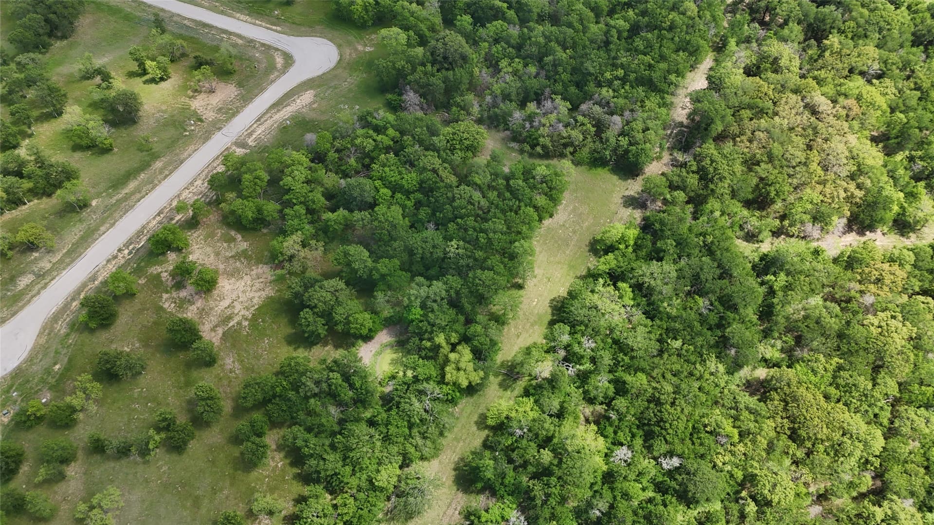 1.01 acres in Navarro County - photo 16