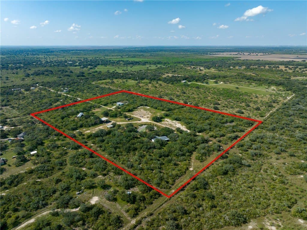 28.33 acres in Bee County gallery image 2