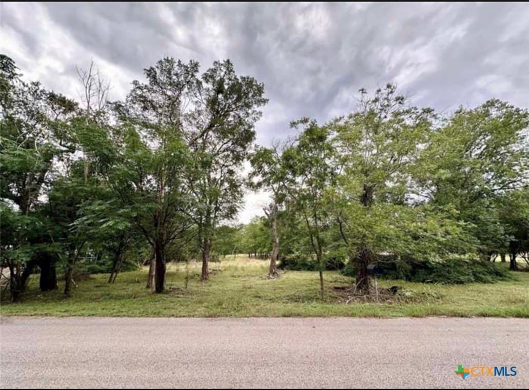 1.75 acres in Travis County