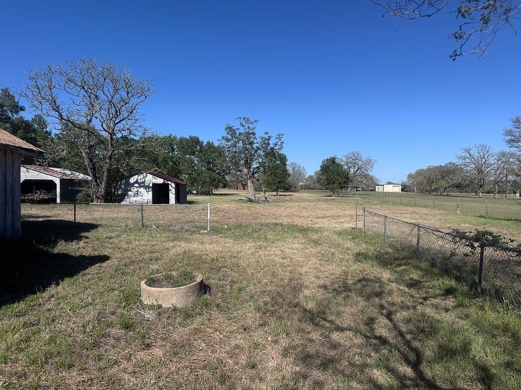 3 acres in Fayette County gallery image 2