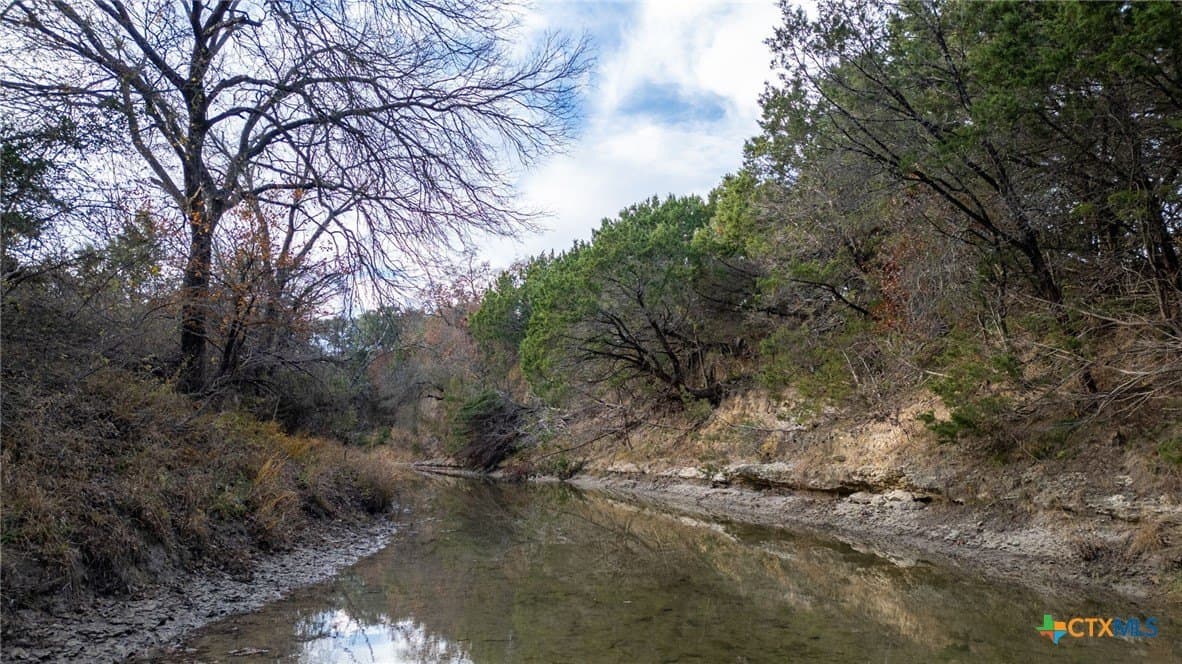 56.62 acres in Lampasas County - photo 7