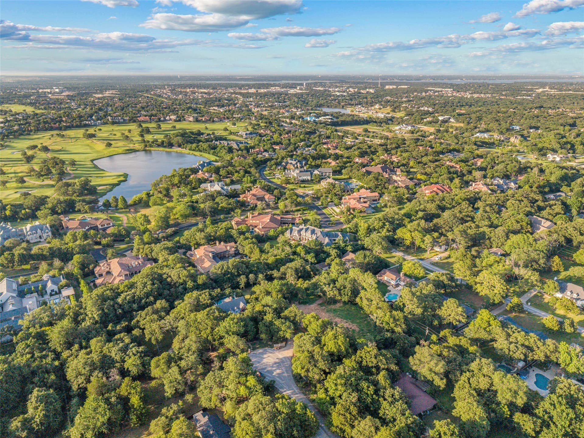 0.92 acres in Tarrant County - photo 5