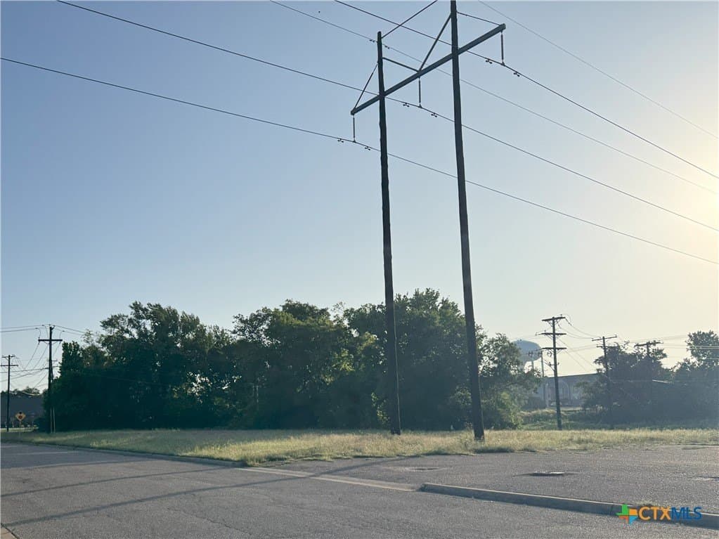 0.65 acres in Bell County - photo 8