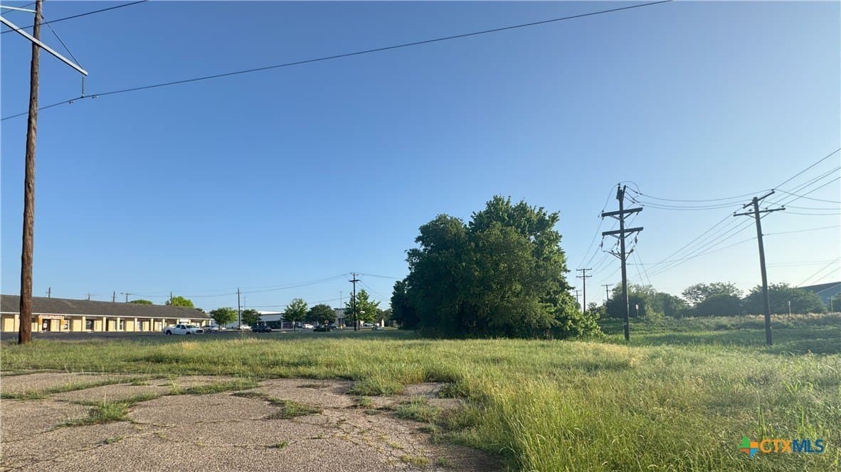 0.65 acres in Bell County - photo 6