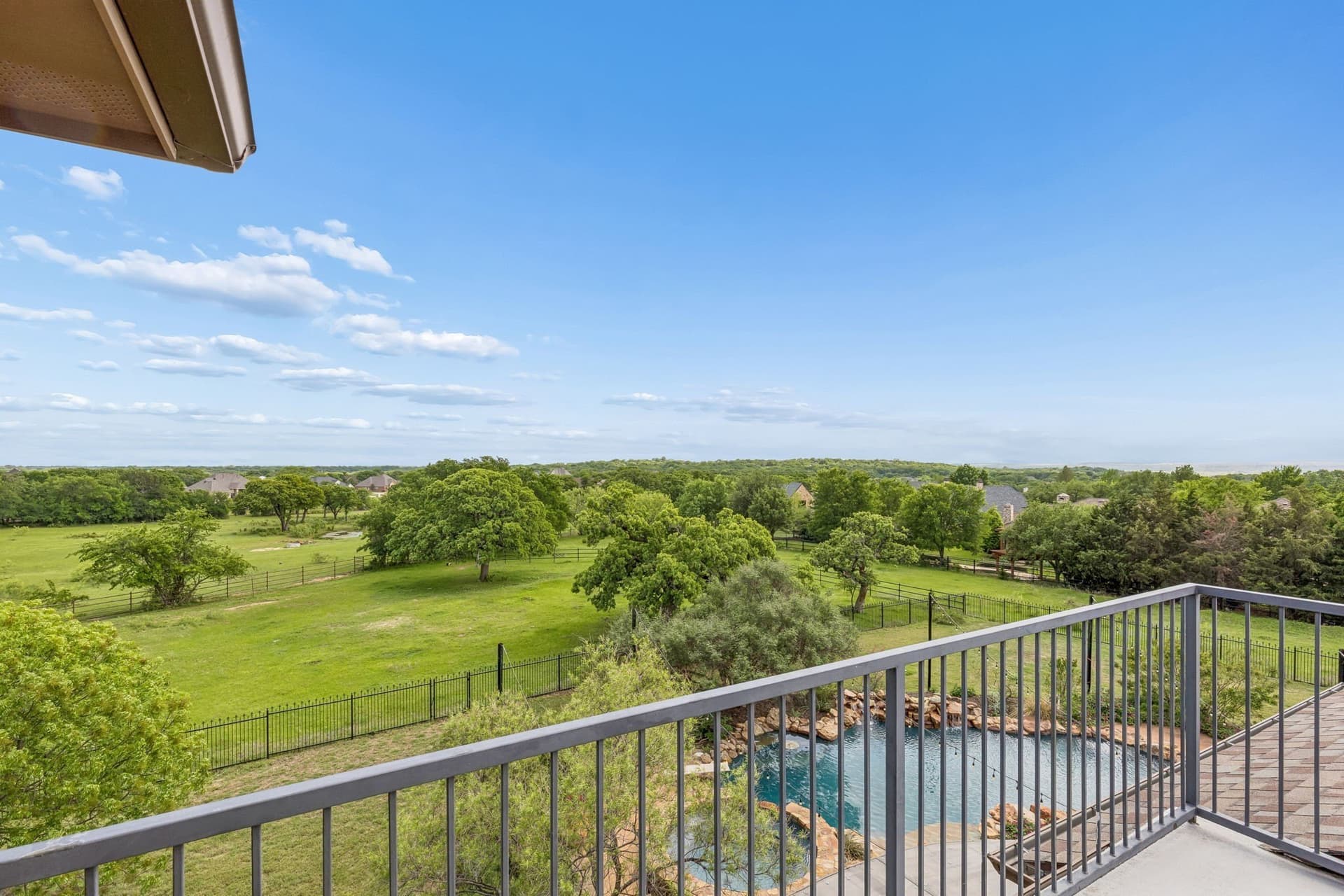 10 acres in Denton County - photo 33