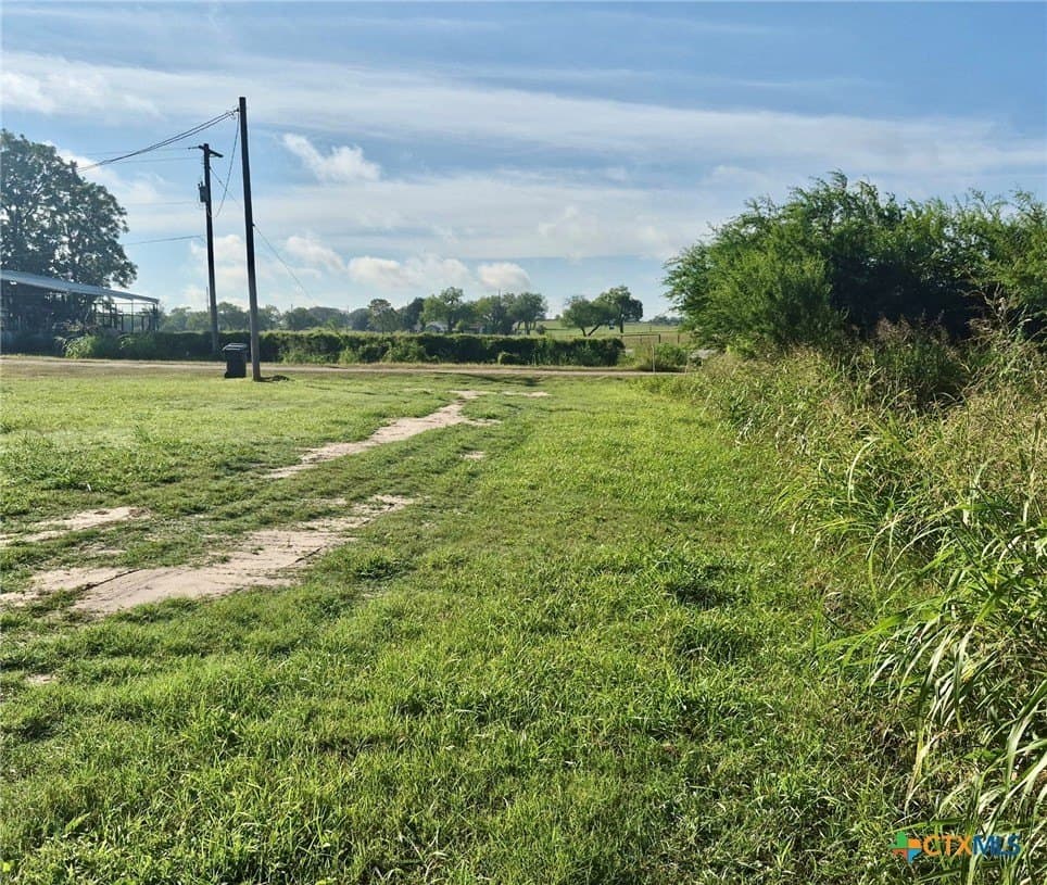 0.31 acres in DeWitt County
