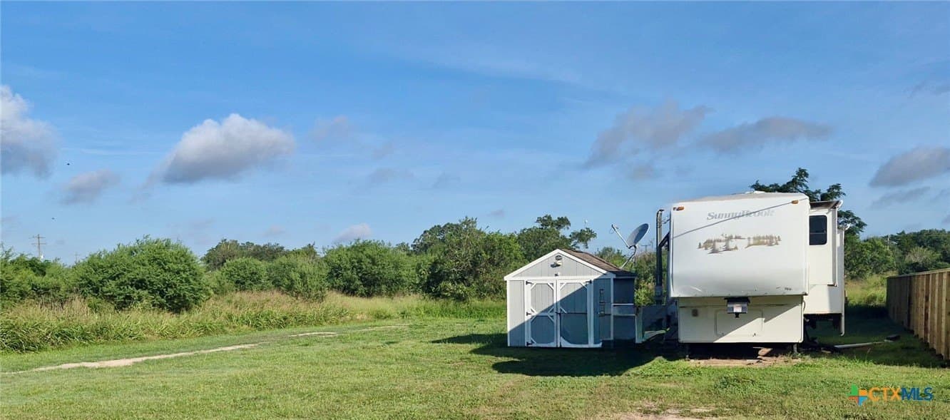 0.31 acres in DeWitt County - photo 13