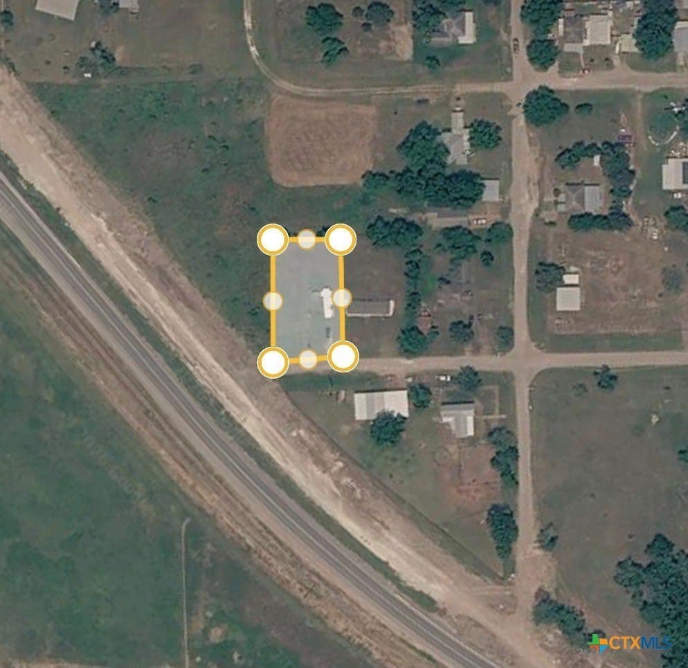 0.31 acres in DeWitt County - photo 12