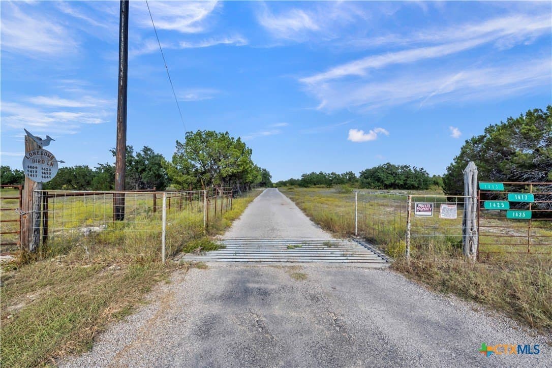 30.98 acres in Burnet County - photo 2