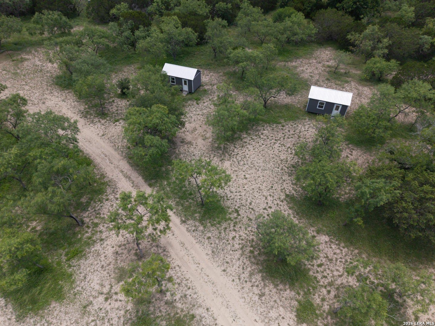 6.44 acres in Edwards County - photo 10