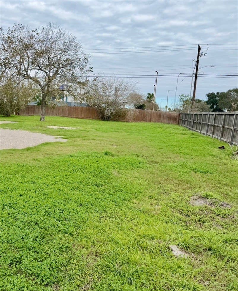 0.25 acres in Nueces County