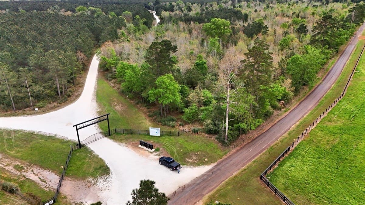 10.16 acres in Nacogdoches County - photo 2