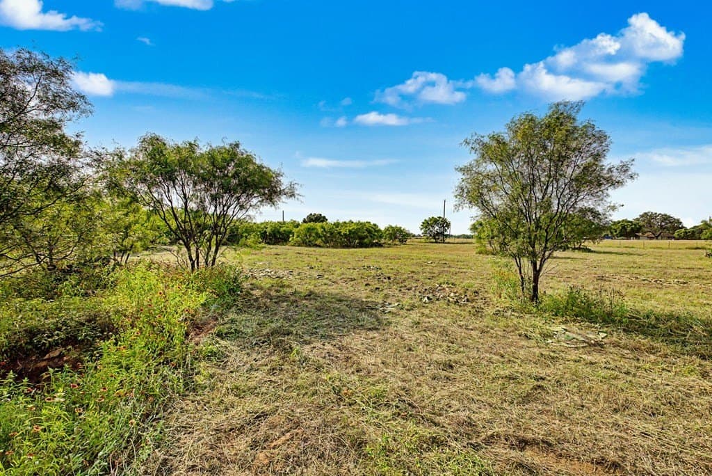 3.5 acres in Gillespie County gallery image 4