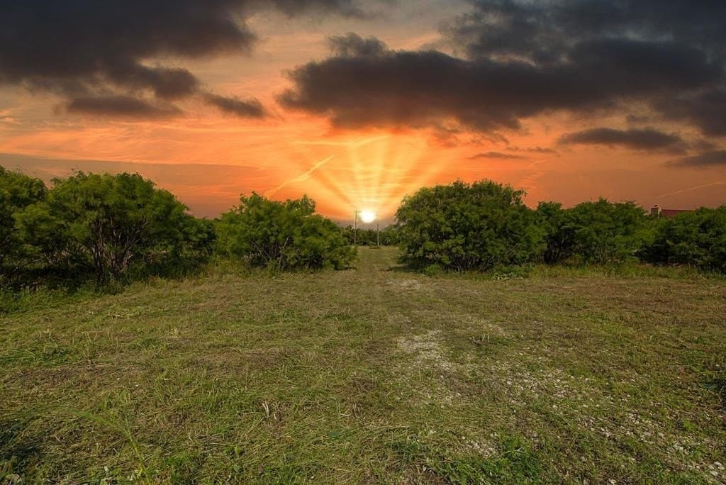 3.5 acres in Gillespie County