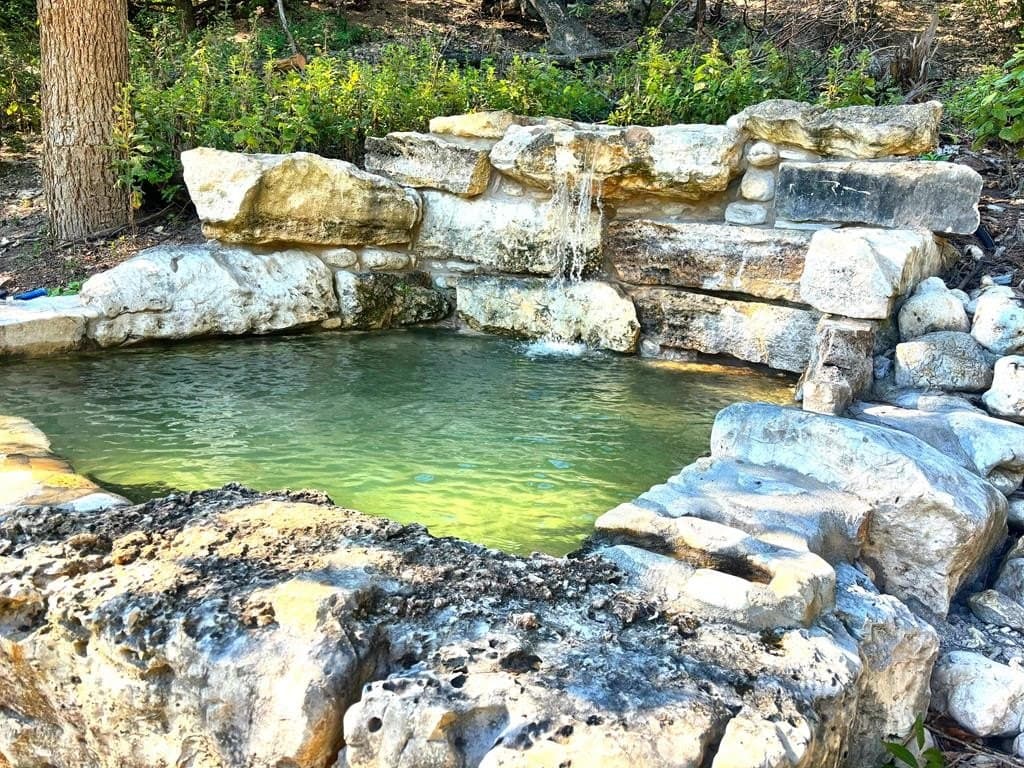 11.35 acres in Edwards County