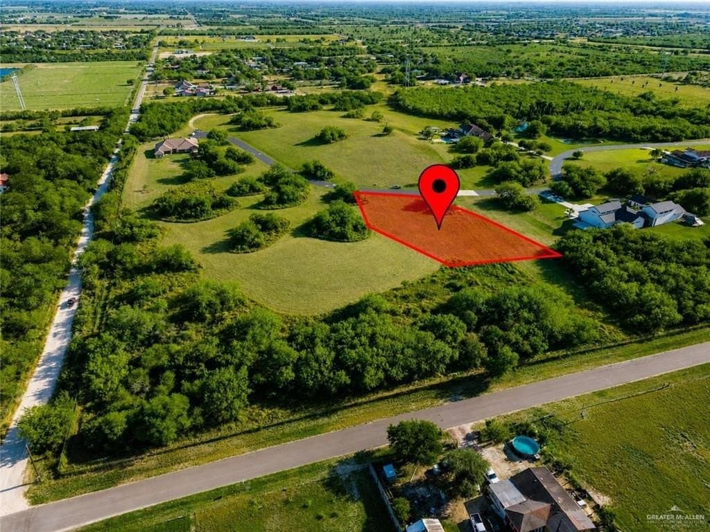 0.87 acres in Hidalgo County - photo 4