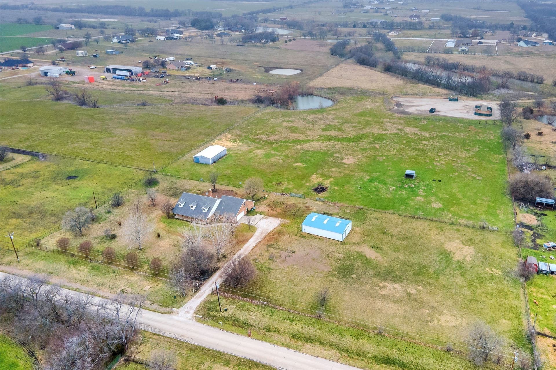 22.7 acres in Denton County - photo 4