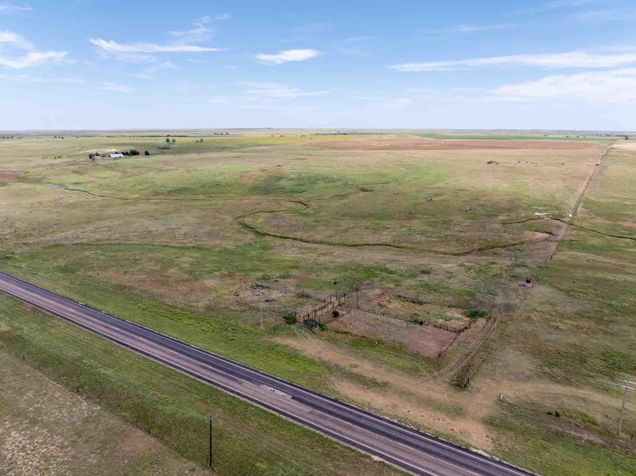 317 acres in Lipscomb County - photo 4