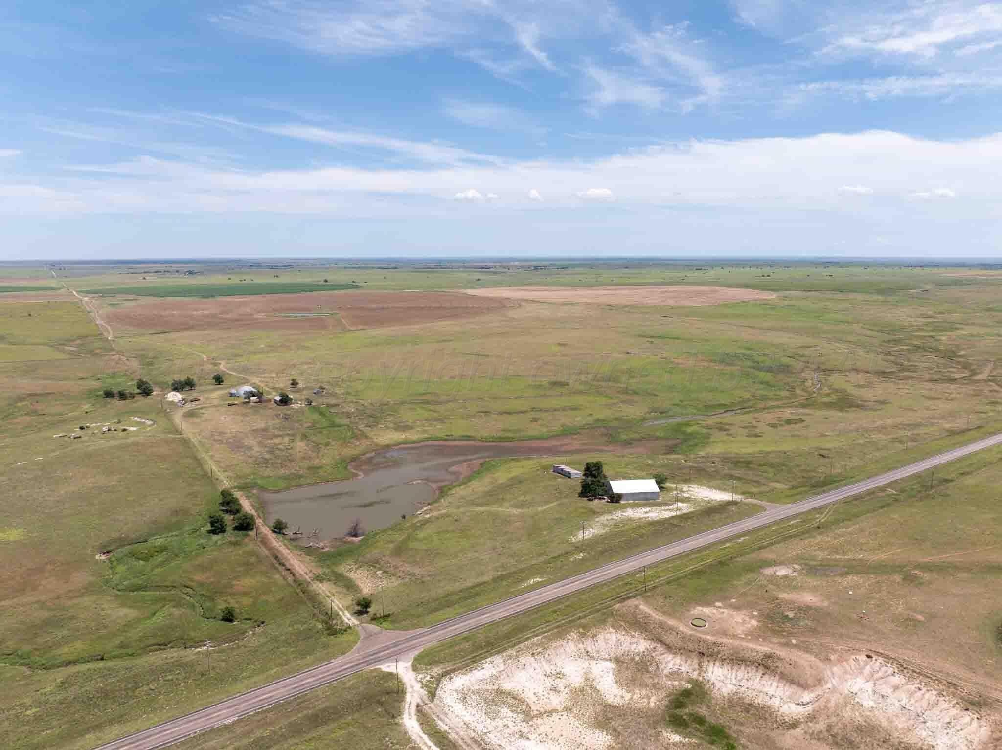 317 acres in Lipscomb County - photo 14