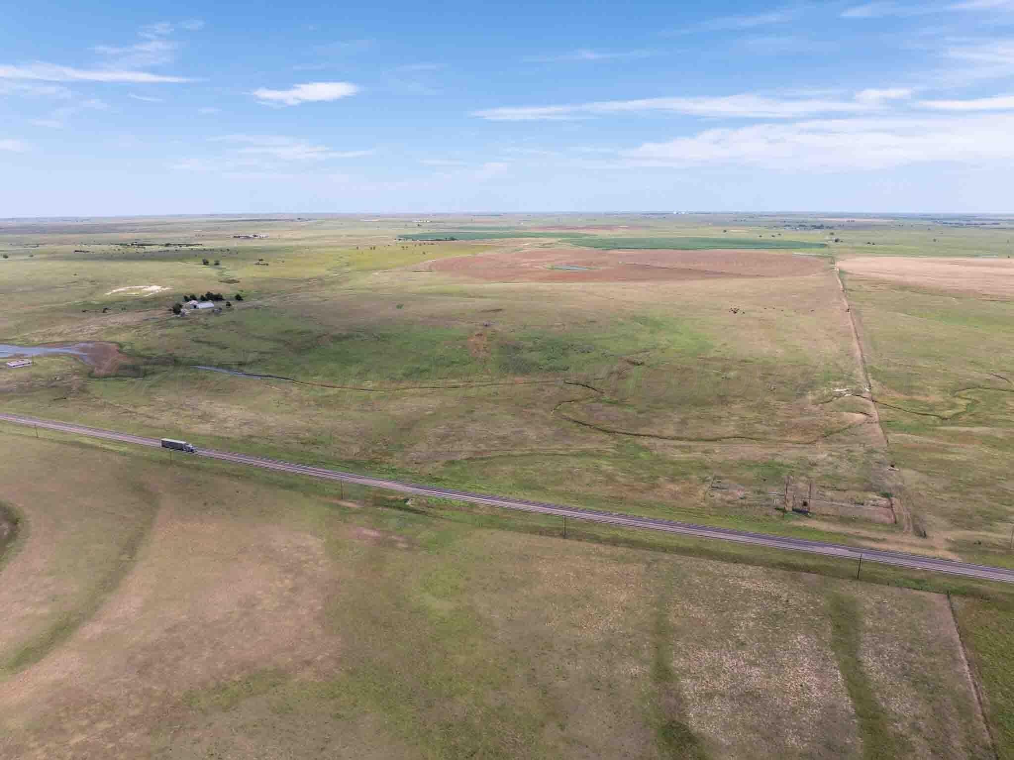 317 acres in Lipscomb County - photo 3