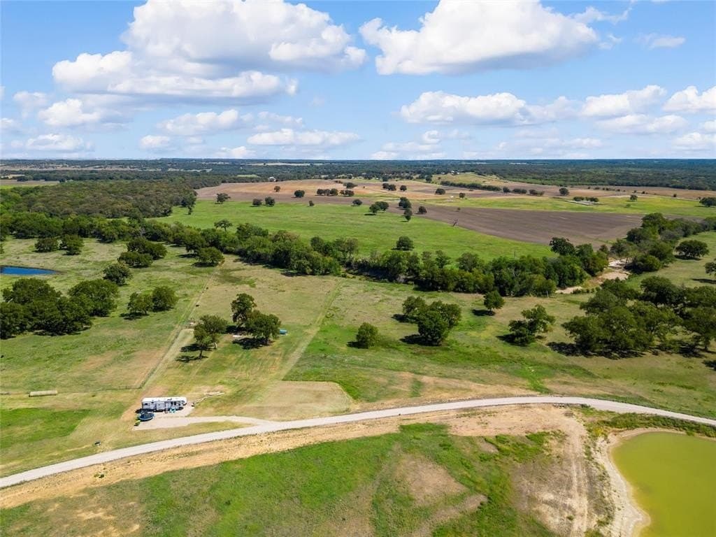 11.42 acres in McLennan County gallery image 2