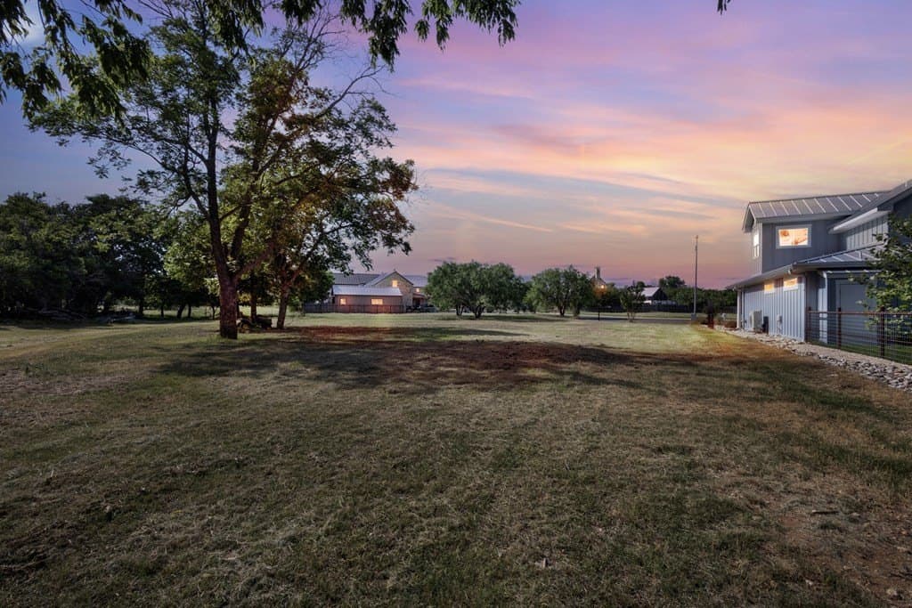 0.49 acres in Gillespie County - photo 9